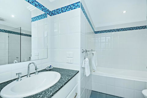 On The Beach Getaway - Accommodation Mount Tamborine 7