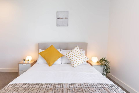 Japanese Style Waterfront Apt Wt Rooftop Pool - Accommodation Mount Tamborine 7