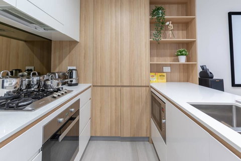 Japanese Style Waterfront Apt Wt Rooftop Pool - Accommodation Mount Tamborine 13