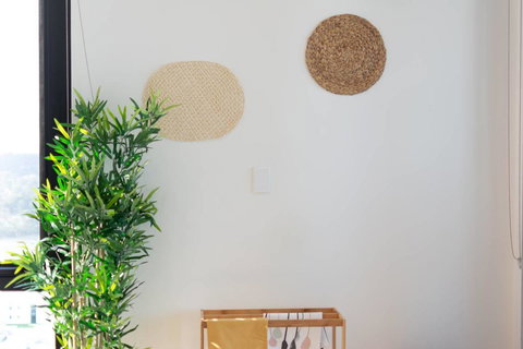 Japanese Style Waterfront Apt Wt Rooftop Pool - Accommodation Mount Tamborine 4