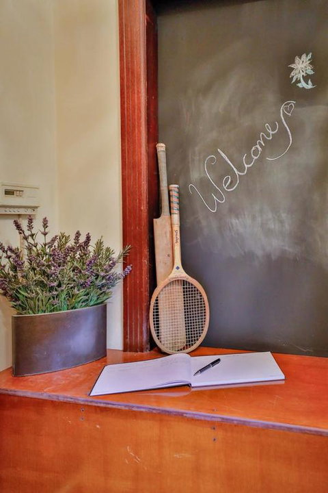 Jenkins Street Guesthouse - Accommodation Mount Tamborine 11