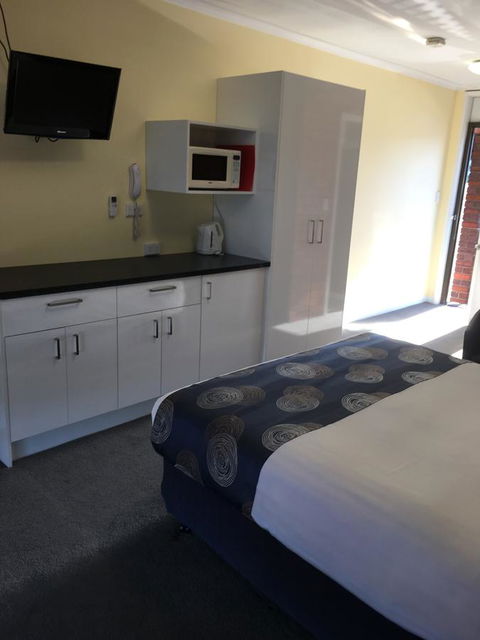 Pelican Motor Inn - Accommodation Mount Tamborine 1