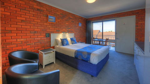 Pelican Motor Inn - Accommodation Mount Tamborine 2