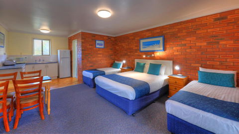 Pelican Motor Inn - Accommodation Mount Tamborine 4
