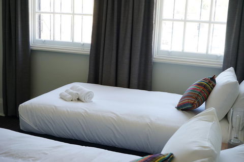 Rosehill Hotel - Accommodation Mount Tamborine 7