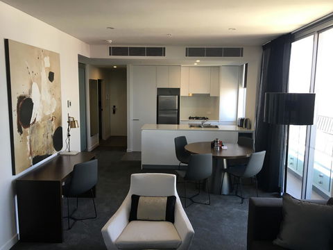 Silkari Suites At Chatswood - Accommodation Mount Tamborine 7