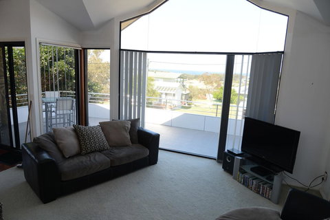 The Boat House - Accommodation Mount Tamborine 6