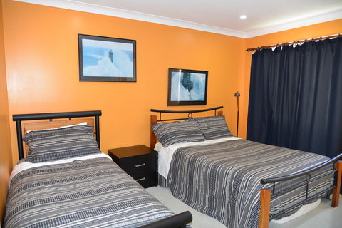 The Boat House - Accommodation Mount Tamborine 19