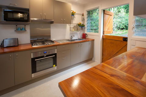 Sanctuary In The Pocket - Accommodation Mount Tamborine 10