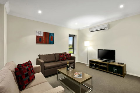Quest Singleton - Accommodation Mount Tamborine 0
