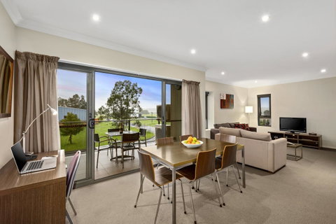 Quest Singleton - Accommodation Mount Tamborine 3