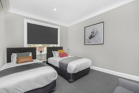 Horse And Jockey Hotel Homebush - Accommodation Mount Tamborine 4