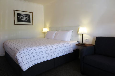 Summerhill Motor Inn - Accommodation Mount Tamborine 1