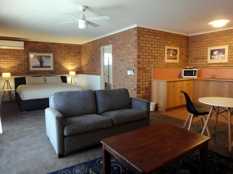 Summerhill Motor Inn - Accommodation Mount Tamborine 35