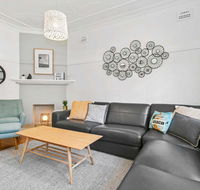 Seaspray - Manly beach apartment close to the sand - Accommodation Mount Tamborine