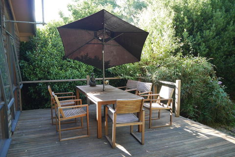 Lark Cottage - Accommodation Mount Tamborine 0