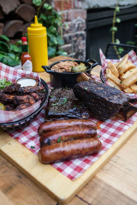 The Lucky Hotel - Accommodation Mount Tamborine 39