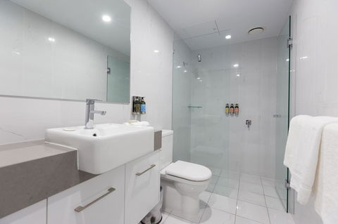 The Lucky Hotel - Accommodation Mount Tamborine 5