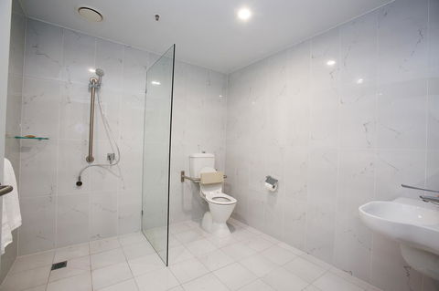 The Lucky Hotel - Accommodation Mount Tamborine 36