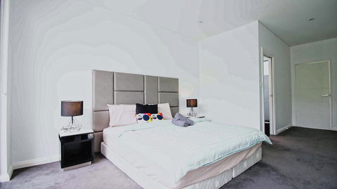 Cozy 5 Bed House In Sydney - Accommodation Mount Tamborine 1