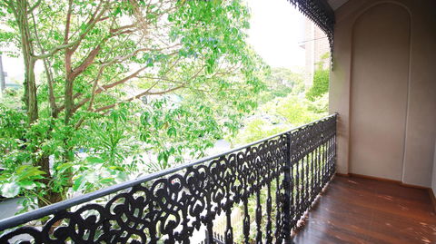 Cozy 5 Bed House In Sydney - Accommodation Mount Tamborine 8