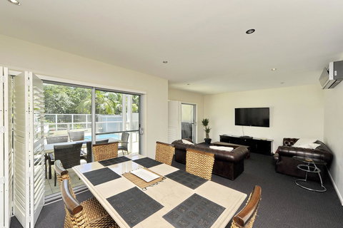 Pacific Blue, Salamander Bay - Accommodation Mount Tamborine 44
