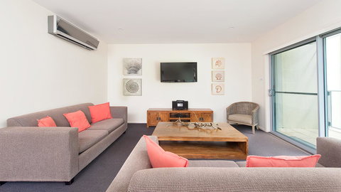 Pacific Blue, Salamander Bay - Accommodation Mount Tamborine 27