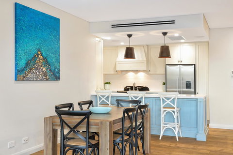 Belle Vue- Penthouse At Black Beach - Accommodation Mount Tamborine 7