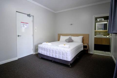 Lakes And Ocean Hotel Forster - Accommodation Mount Tamborine 13