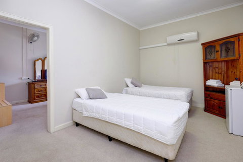 Lakes And Ocean Hotel Forster - Accommodation Mount Tamborine 4