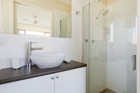 Baywatch Apartments Merimbula - Accommodation Mount Tamborine 13