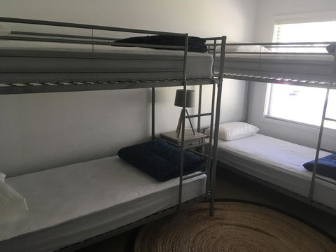 Tomaree Lodge - Accommodation Mount Tamborine 4