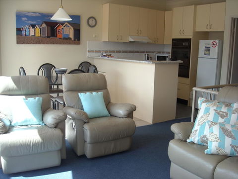 Beaches Apartments Merimbula - Accommodation Mount Tamborine 2