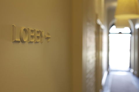 Perry Street Hotel - Accommodation Mount Tamborine 4