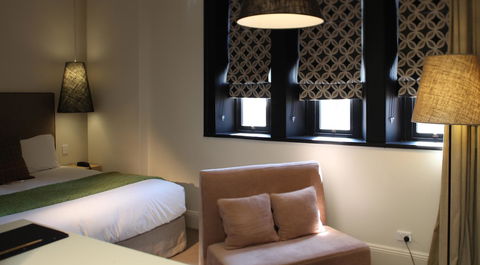 Perry Street Hotel - Accommodation Mount Tamborine 2