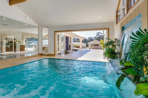 One Mile Mansion - Private Coastal Retreat FREE FAMILY ADVENTURE PASS - Accommodation Mount Tamborine 5