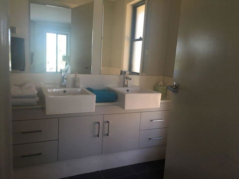 Sydney Amazing Holiday Home Bridal BnB - Accommodation Mount Tamborine 10