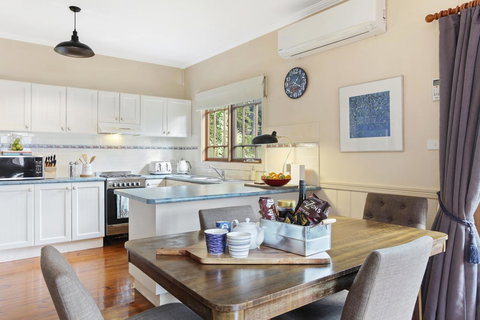 Allegra Cottage Of Leura - Accommodation Mount Tamborine 1