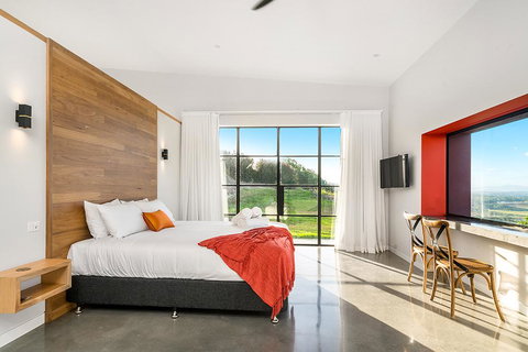 Sundays At Byron - Accommodation Mount Tamborine 11
