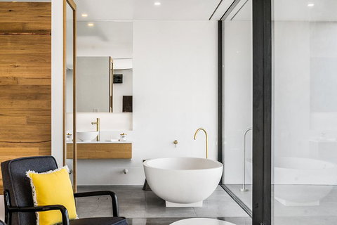 Sundays At Byron - Accommodation Mount Tamborine 31