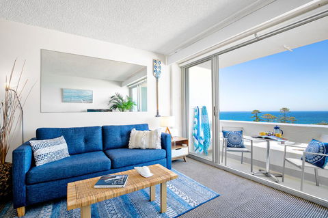 Relaxed Beachside Living - Accommodation Mount Tamborine 4