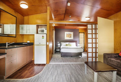 Mercure Darwin Airport Resort - Accommodation Mount Tamborine 3