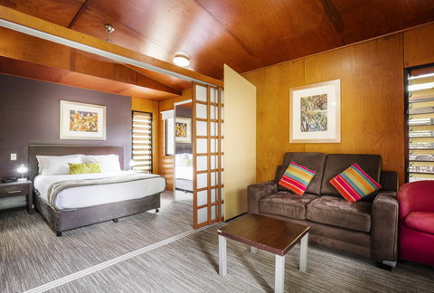 Mercure Darwin Airport Resort - Accommodation Mount Tamborine 2