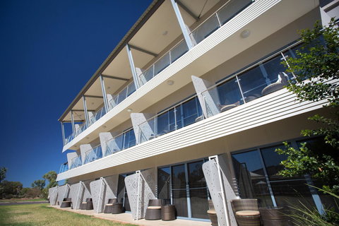 Crowne Plaza Alice Springs Lasseters, An IHG Hotel - Accommodation Mount Tamborine 43