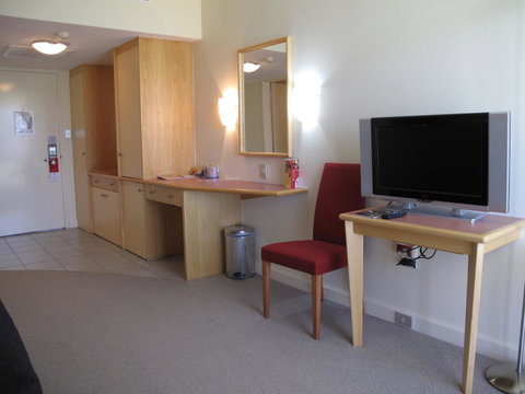 Crowne Plaza Alice Springs Lasseters, An IHG Hotel - Accommodation Mount Tamborine 10