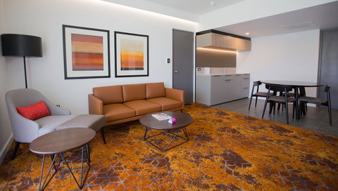 Crowne Plaza Alice Springs Lasseters, An IHG Hotel - Accommodation Mount Tamborine 39