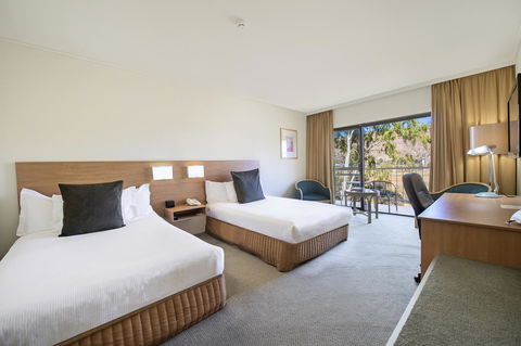 DoubleTree By Hilton Alice Springs - Accommodation Mount Tamborine 42