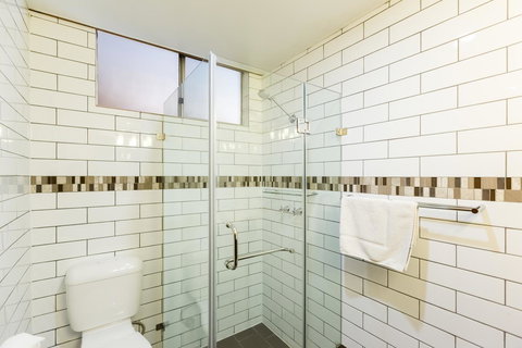 Elkira Court Motel - Accommodation Mount Tamborine 25