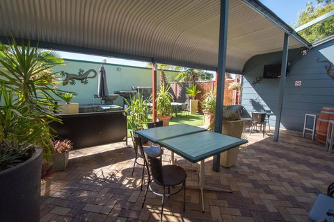Elkira Court Motel - Accommodation Mount Tamborine 11