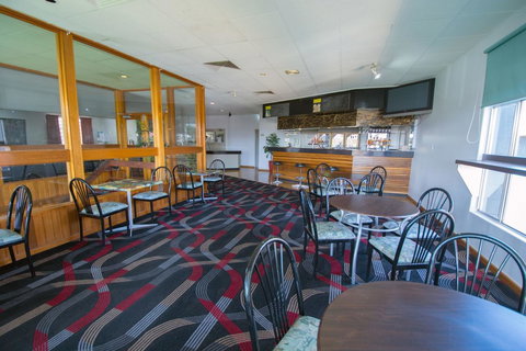 Elkira Court Motel - Accommodation Mount Tamborine 19